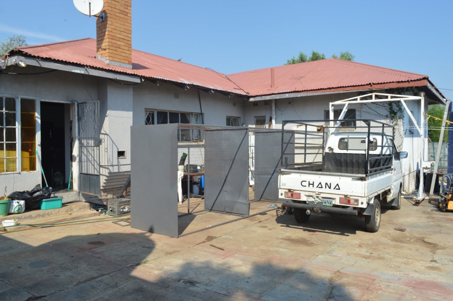 3 Bedroom Property for Sale in Songloed North West